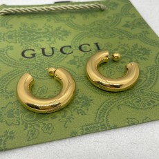 GUCCI 2024 SS 구찌 골드 링 캐릭터 럭셔리 패션 여성 귀걸이 커스텀급