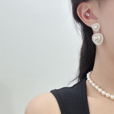 CHANEL 2024 SS 샤넬 다이아 하트 CC로고 럭셔리 패션 여성 귀걸이 커스텀급