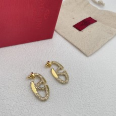 VALENTINO 2024 SS 발렌티노 다이아 골드 럭셔리 패션 여성 귀걸이 커스텀급