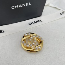 CHANEL 2024 SS 샤넬 진주 CC로고 럭셔리 패션 여성 브로치 커스텀급