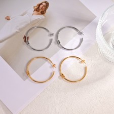 CELINE 2024 SS 셀린느 캐릭터 로고 럭셔리 패션 여성 링 귀걸이 커스텀급