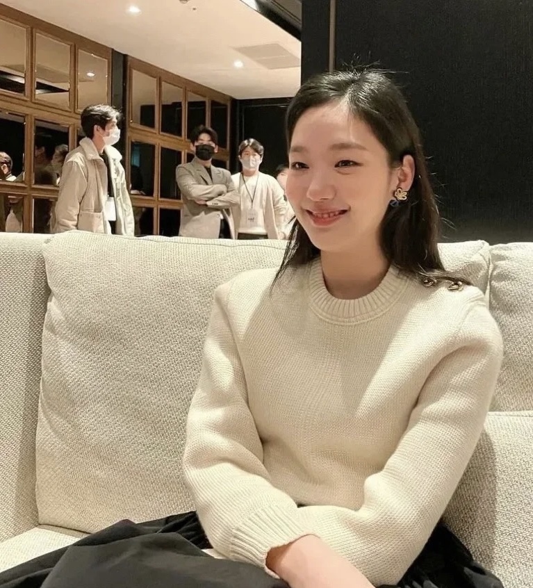 BOTTEGA VENETA 2024 SS 보테가 베네타 플라워 로고 럭셔리 패션 여성 귀걸이 커스텀급