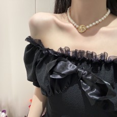 CHANEL 2024 SS 샤넬 캐릭터 골드 CC로고 럭셔리 패션 여성 목걸이 커스텀급
