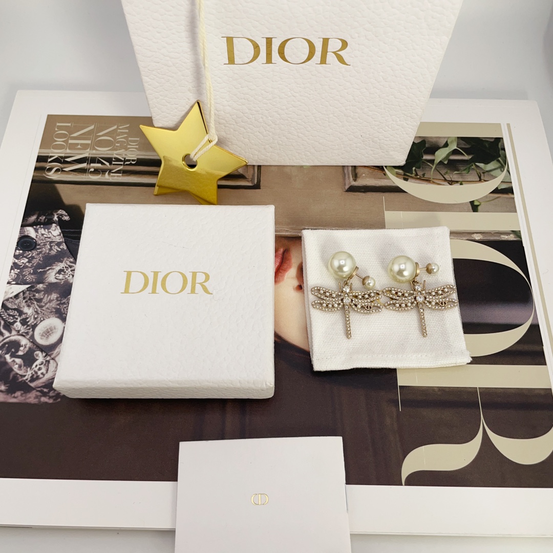 DIOR 2024 SS 디올 캐릭터 진주 드레곤플라이 럭셔리 패션 여성 귀걸이 커스텀급