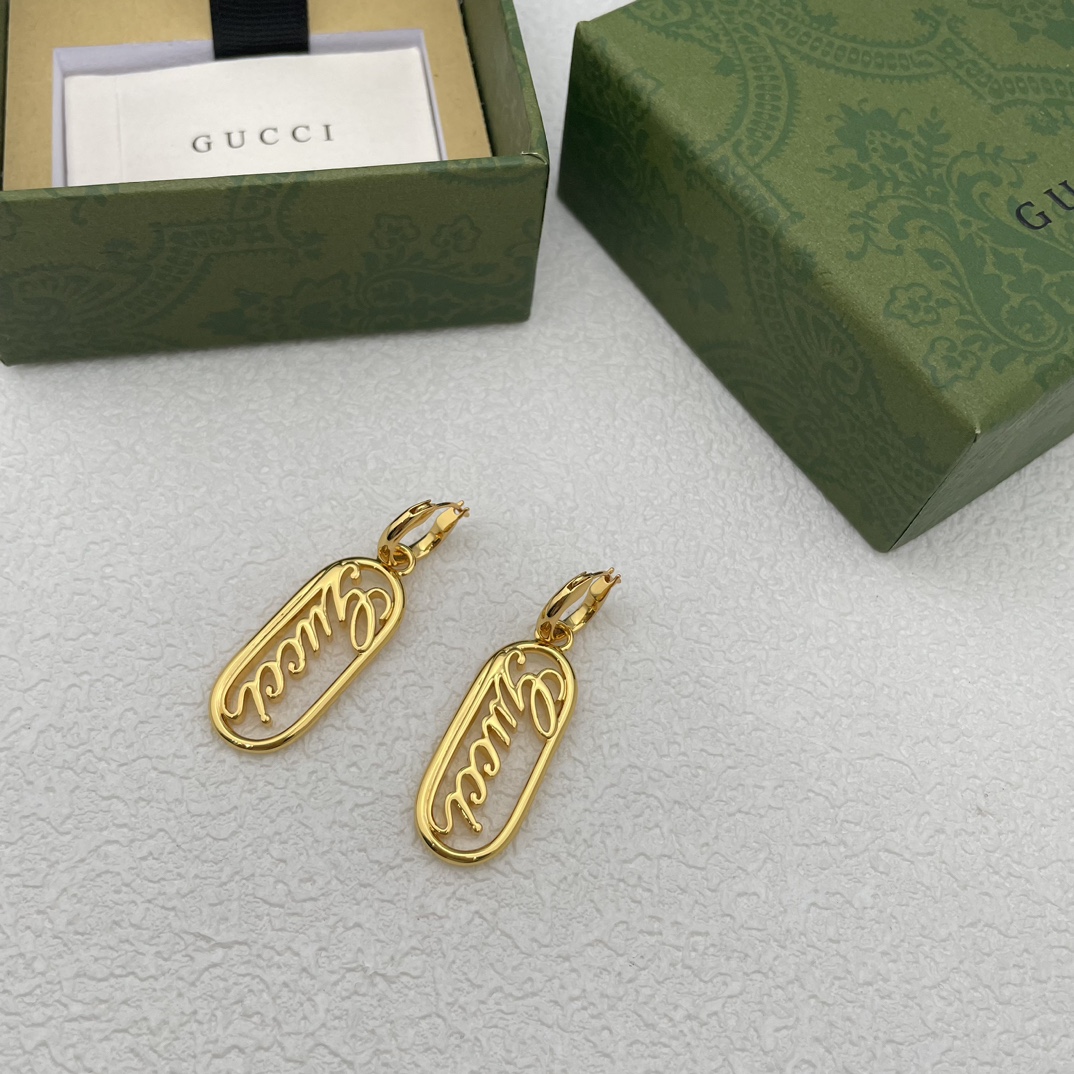 GUCCI 2024 SS 구찌 캐릭터 로고 라인 골드 럭셔리 패션 여성 귀걸이 커스텀급