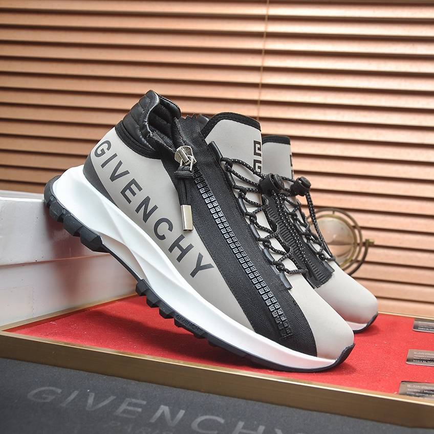 GIVENCHY 2024 SS 지방시 캐릭터 지퍼 로고 그레이 남성 슈즈 커스텀급
