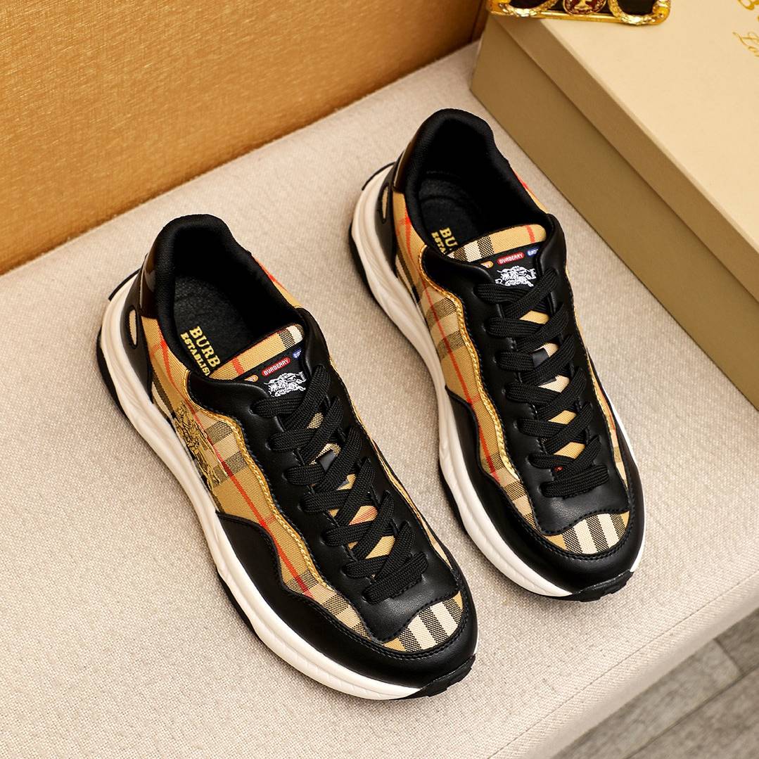BURBERRY 2024 SS 버버리 체크 자수로고 베이지 블랙텝 남성 스니커즈 커스텀급