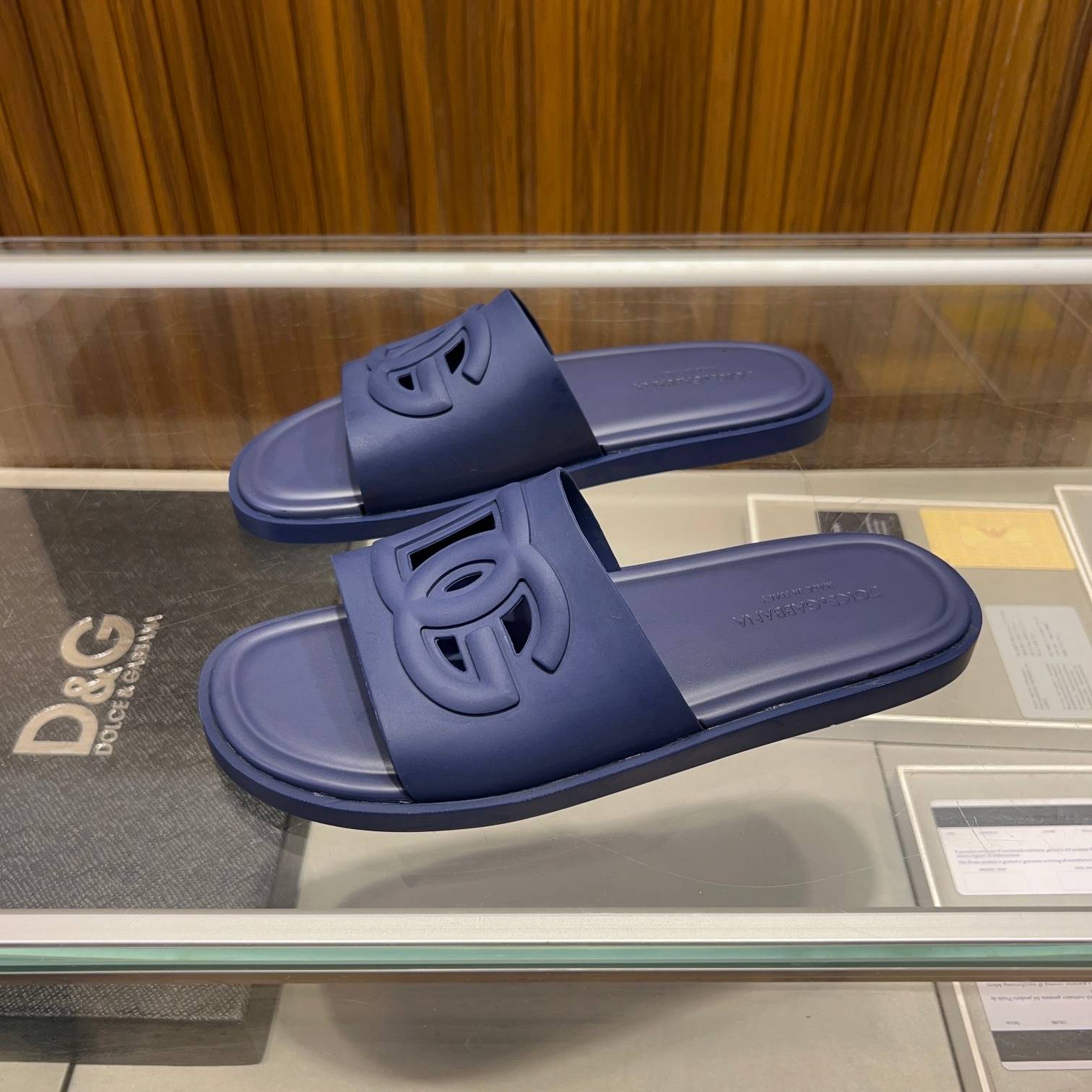D&G 2024 SS 돌체앤가바나 캐릭터 로고 네이비 남성 슬리퍼 커스텀급