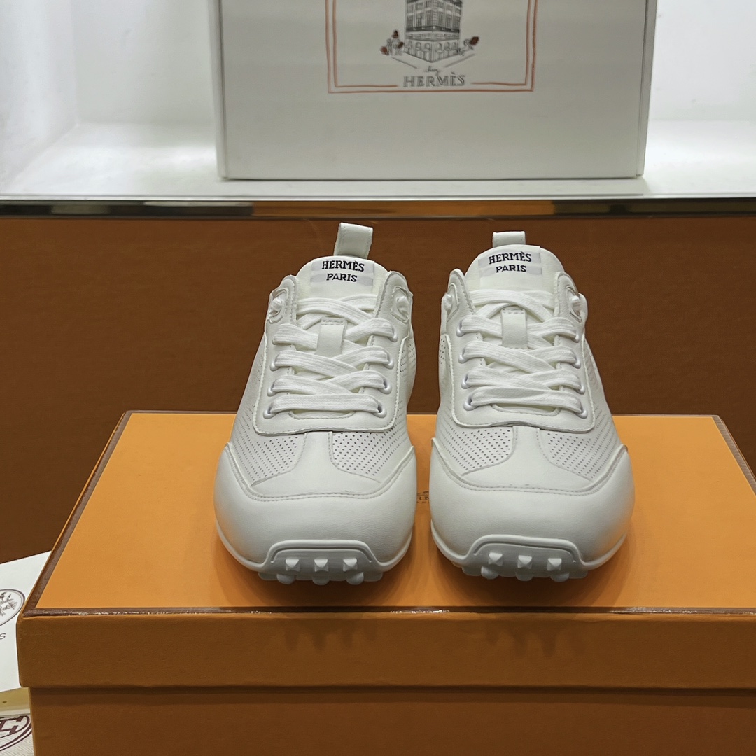 HERMES 2024 SS 에르메스 H캐릭터 퍼포 화이트 레더 남성 스니커즈 커스텀급