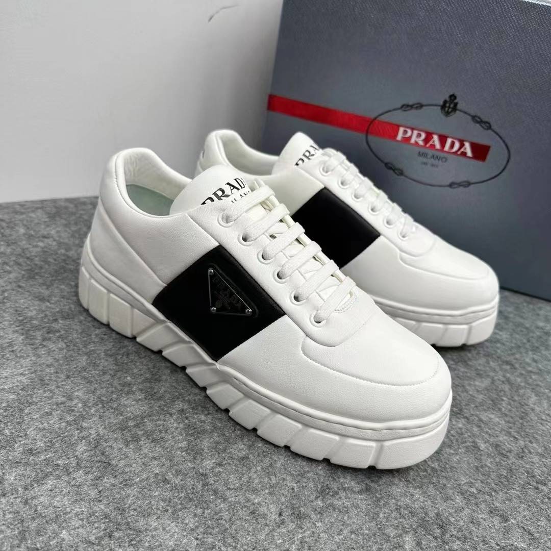 PRADA 2024 SS 프라다 캐릭터 삼각로고 블랙패치 화이트 투톤 남성 스니커즈 커스텀급