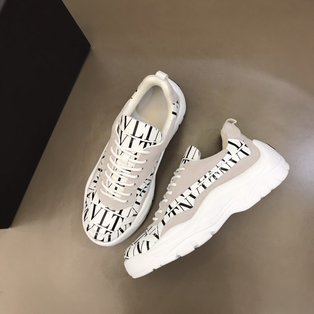VALENTINO 2024 SS 발렌티노 그레이화이트 로고 화이트텝 남성 스니커즈 커스텀급