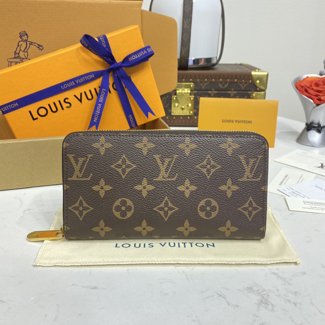 LOUIS VUITTON 2024 SS 루이비통 모노그램 레드 푸시아 지피 월릿 M41895 여성 지퍼돌이 장지갑 커스텀급