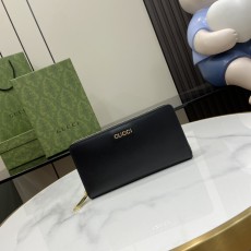 GUCCI 2024 SS 구찌 스크립트 블랙 여성 지퍼 장지갑 772642 커스텀급