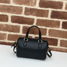GUCCI 2024 SS 구찌 GG 슈퍼 미니 탑 핸들백 블랙 790130 여성 가방 커스텀급