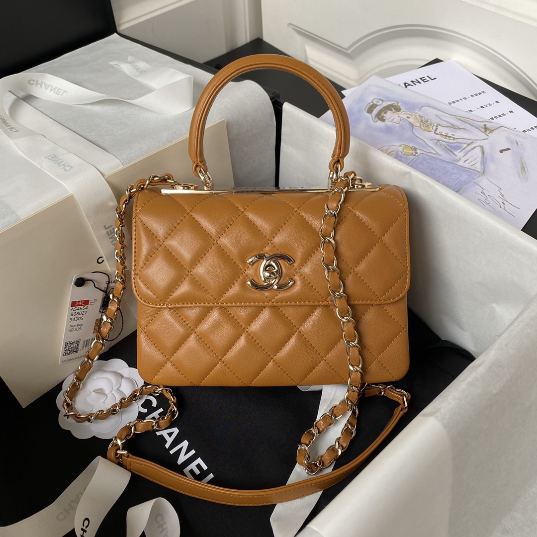 CHANEL 2024 SS 샤넬 체인 램스킨 골드 메탈 스몰 카멜 탑 핸들백 AS4654 여성 가방 커스텀급