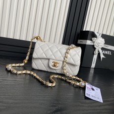 CHANEL 2024 SS 샤넬 체인 진주 램스킨 골드 메탈 스몰 플랩백 AS4947 여성 가방 커스텀급