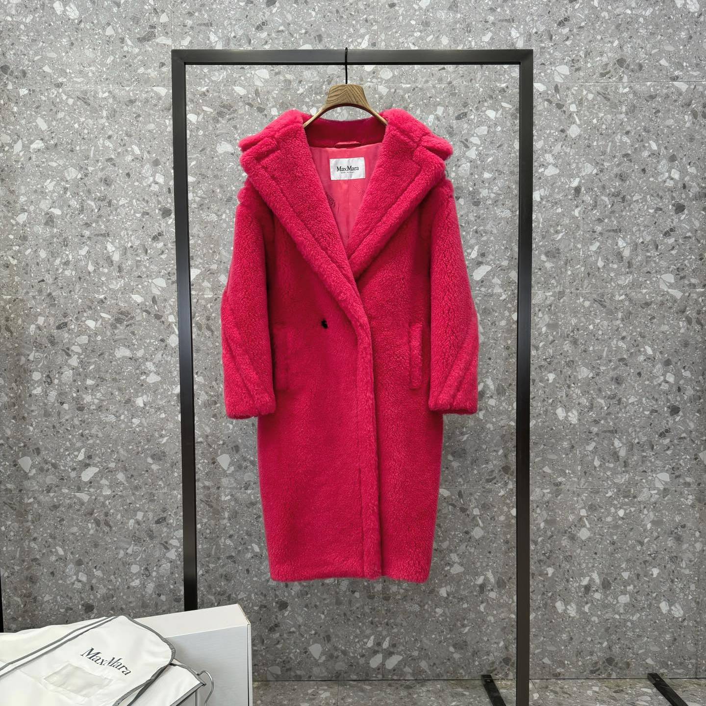 MAXMARA 2024 SS 막스마라 알파카퍼 고트 캐시미어 레드 여성 롱코트 커스텀급