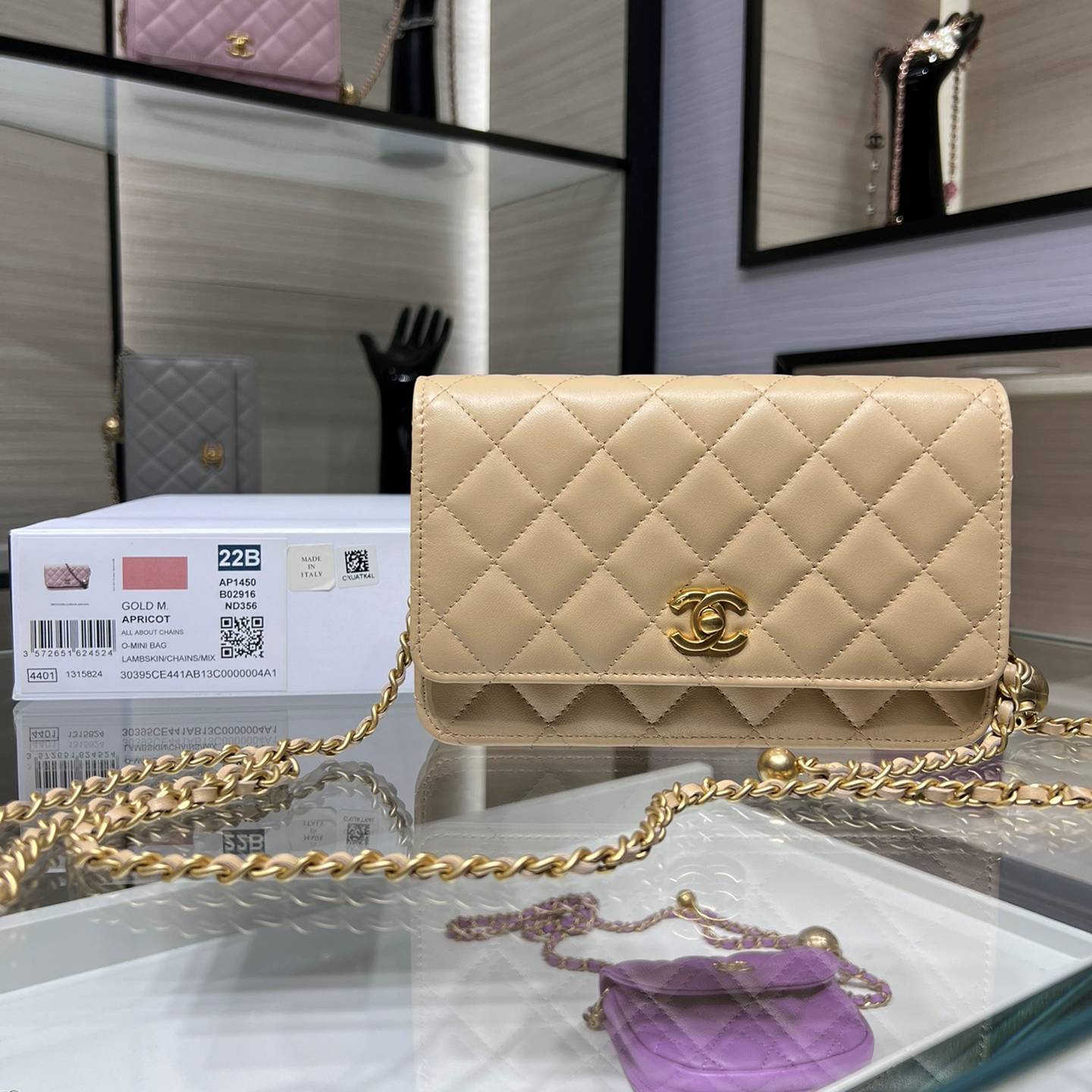 CHANEL 2024 SS 샤넬 체인 램스킨 골드볼 WOC백 베이지 AP1450 여성 가방 커스텀급