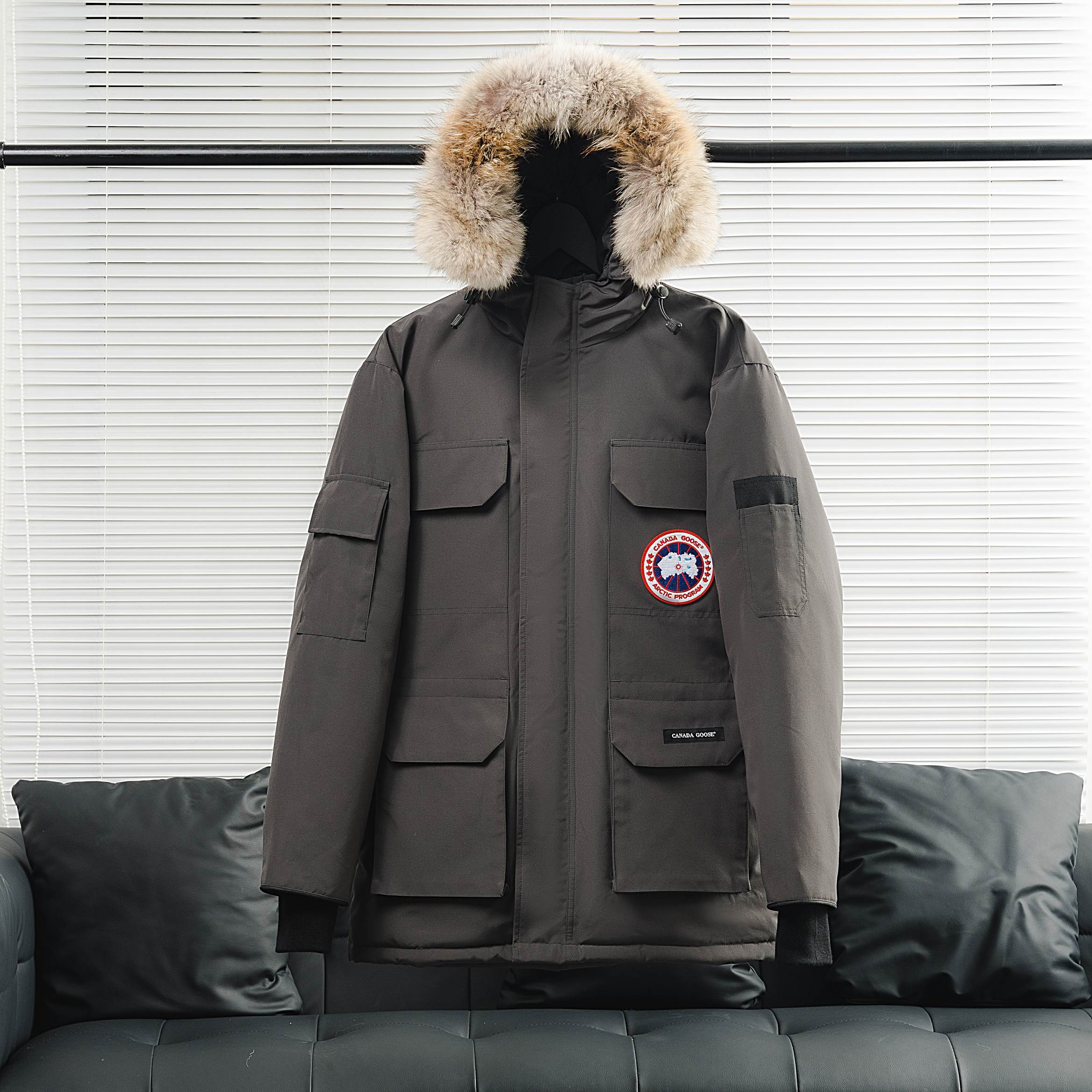 CANADA GOOSE 2024 SS 캐나다구스 코요테퍼 익스페디션 그레이 여성 롱패딩 커스텀급