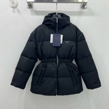 PRADA 2024 SS 프라다 삼각로고 후드 블랙 여성 중패딩 커스텀급