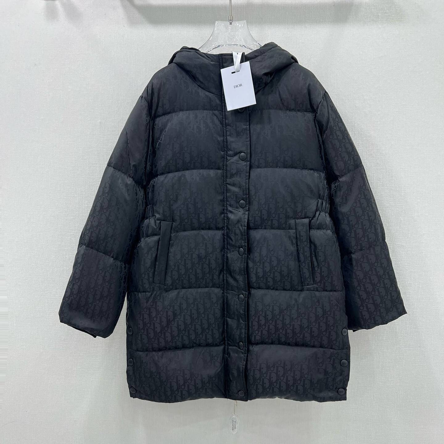DIOR 2024 SS 디올 블랙로고 후드 포켓 블랙 여성 롱패딩 커스텀급