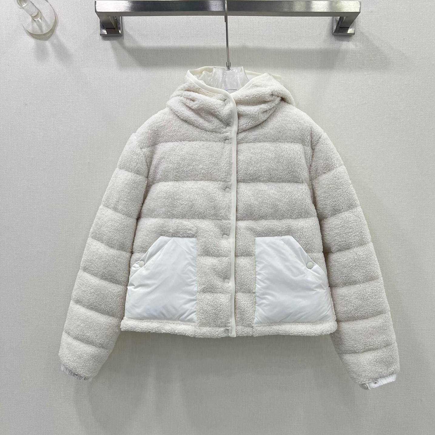 MONCLER 2024 SS 몽클레어 후드 투톤 포켓 화이트 여성 패딩 커스텀급