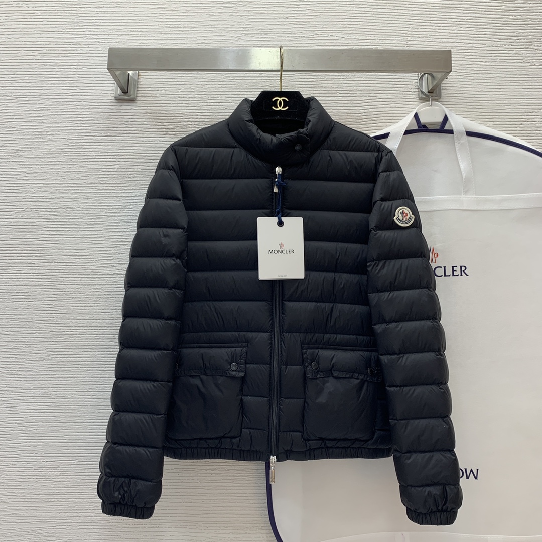 MONCLER 2024 SS 몽클레어 퀄팅 포켓 짚업 여성 패딩 커스텀급