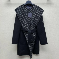 LOUIS VUITTON 2024 SS 루이비통 벨트 후드 블랙 캐시미어 100% 업뎃버젼 여성 롱코트 커스텀급