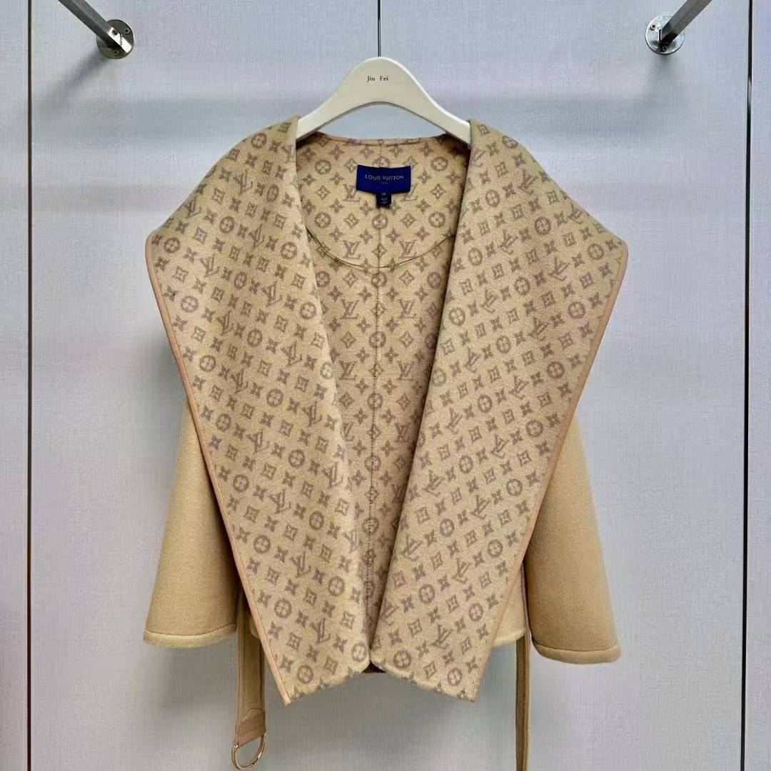 LOUIS VUITTON 2024 SS 루이비통 모노그램 후드 베이지 캐시미어 100% 업뎃버젼 여성 중코트 커스텀급