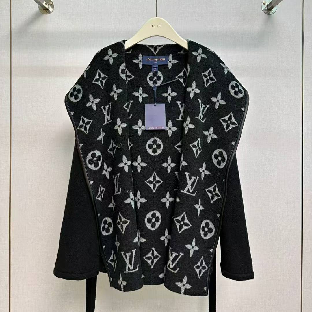 LOUIS VUITTON 2024 SS 루이비통 모노그램 후드 벨트 블랙 캐시미어 100% 업뎃버젼 여성 중코트 커스텀급