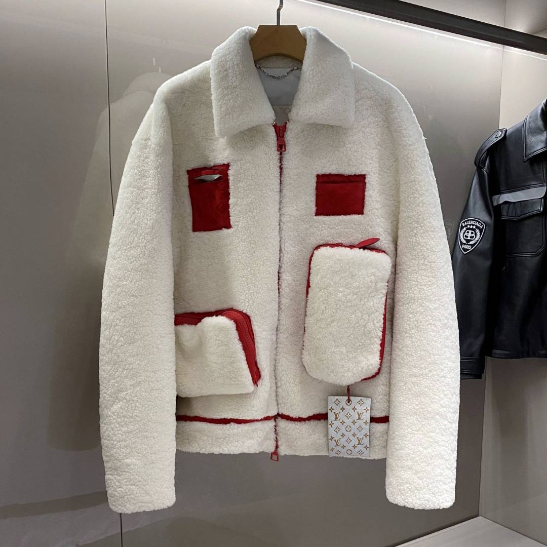 LOUIS VUITTON 2024 SS 루이비통 양퍼 양가죽 레드 남성 점퍼 프리미엄급