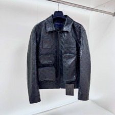 LOUIS VUITTON 2024 SS 루이비통 모노그램 양가죽 포켓 블랙 남성 점퍼 커스텀급