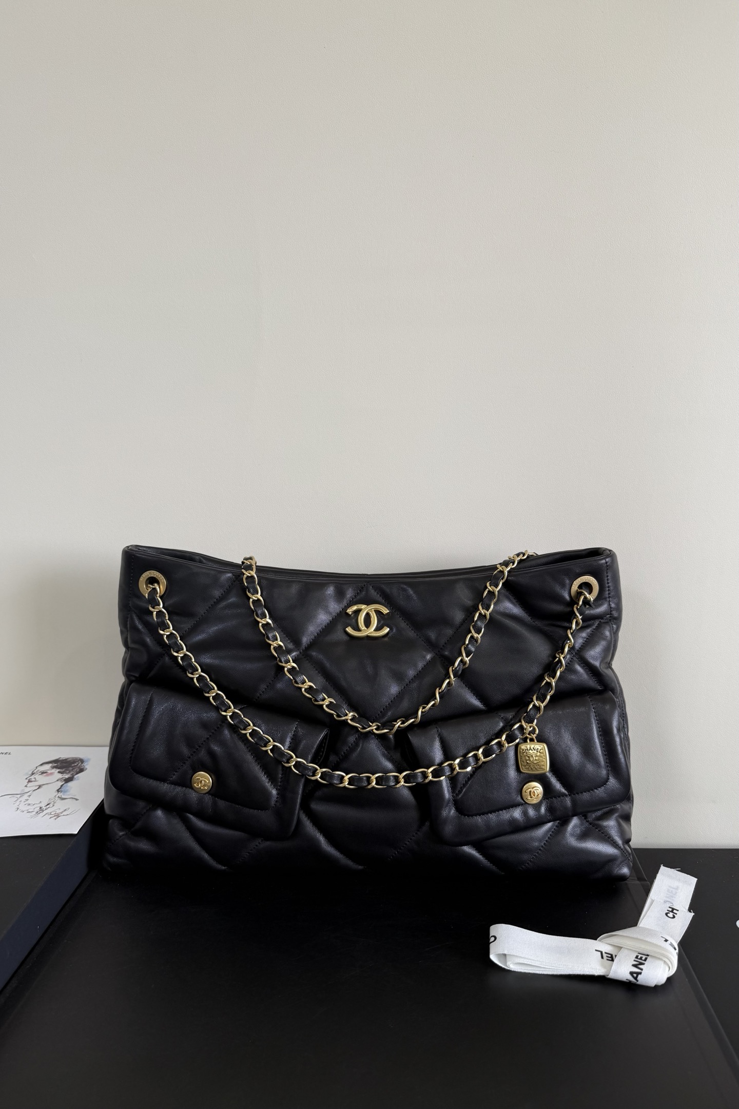 CHANEL 2025 SS 샤넬 체인 램스킨  블랙 여성 가방 커스텀급샤넬  AS5740