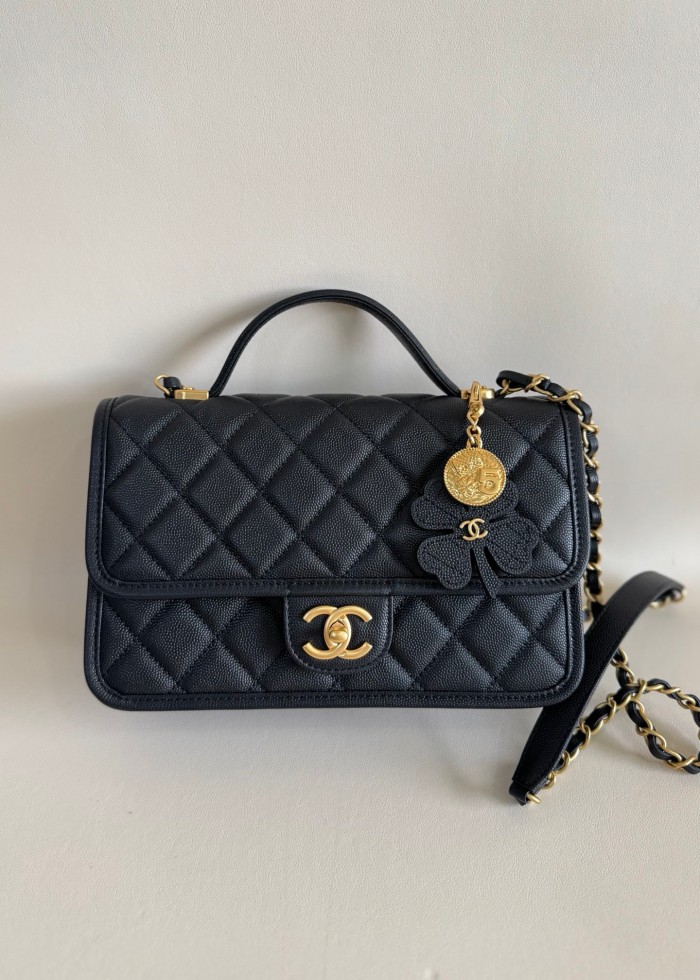 CHANEL 2025 SS 샤넬 체인 램스킨 골드볼 베니티백 AS3653 여성 가방 커스텀급