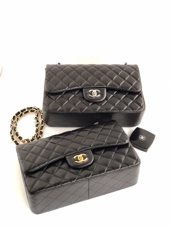 CHANEL 2025 SS 샤넬 체인 램스킨 골드 메탈   호보백  AS3261 여성 빅백가방 커스텀급