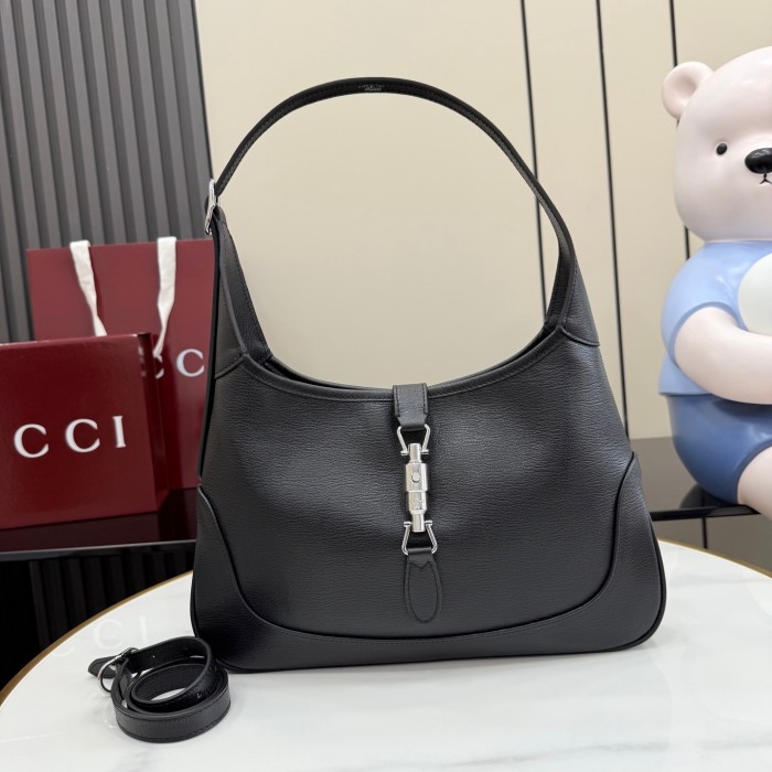 GUCCI 2026 SS 구찌 체인 램스킨 골드메탈 863136 블랙 여성 가방 커스텀급