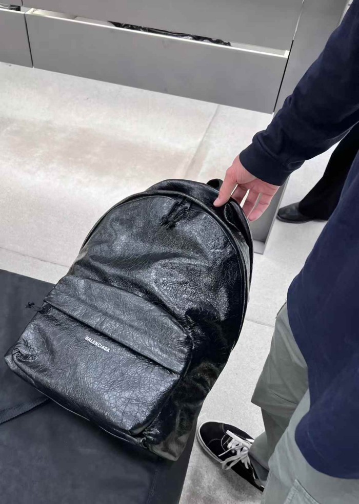 발렌시아가 2026 SS 금속로고 스트랩 토트백 커스텀급