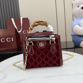 GUCCI 2026 SS 구찌 체인 램스킨 골드메탈 675800블랙 여성 가방 커스텀급