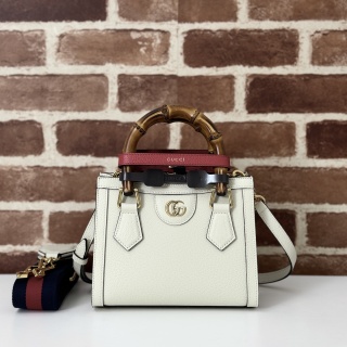 GUCCI 2025 SS 구찌가방 토트백 패드락 골드로고 숄더백 쟈가드  여성 가방 커스텀급 A702732