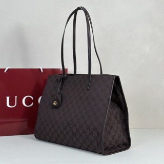 GUCCI 2025 SS 구찌가방 토트백 패드락 미듐 숄더백 쟈가드  여성 가방 커스텀급 A875056