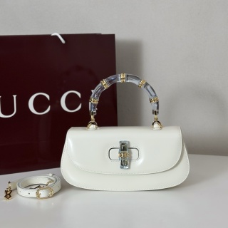 GUCCI 2026 SS 구찌가방 토트백 패드락 미듐 숄더백 쟈가드  여성 가방 커스텀급 A827750