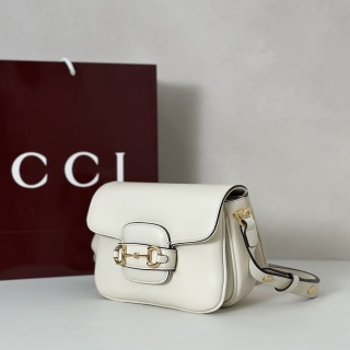 GUCCI 2026 SS 구찌가방 토트백 패드락 미듐 숄더백 쟈가드  여성 가방 커스텀급 A847064