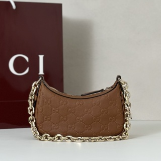 GUCCI 2026 SS 구찌가방 토트백 패드락 미듐 숄더백 쟈가드  여성 가방 커스텀급 A847091