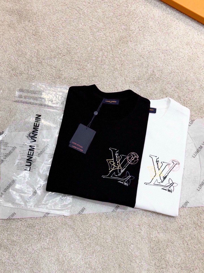 LOUIS VUITTON 2026 SS 티쳐츠 남성  커스텀급