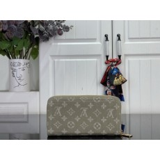 LOUIS VUITTON 2026 SS 루이비통 M28297 여성 장지갑 커스텀급