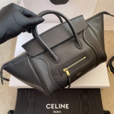 셀린느 CELINE 2026 SS 트리오페 퀴르 레더 버킷백 블랙 커스텀급 124213