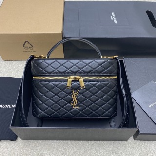 생로랑 SAINT LAURENT 2026 SS 골드로고 쉐브론 네이비 체인 크로스백 JAMIE백 커스텀급851572