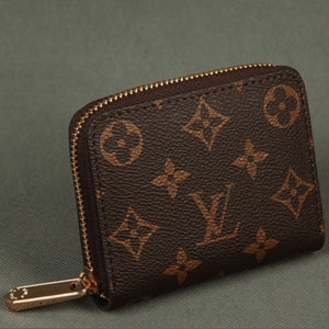 루이비통 Louis Vuitton 모노그램 지퍼돌이 중지갑 M60067