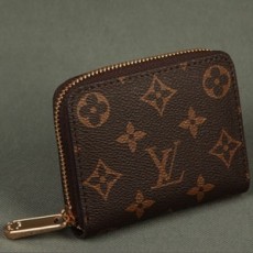 루이비통 Louis Vuitton 모노그램 지퍼돌이 중지갑 M60067