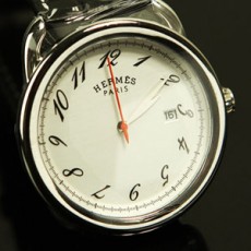 HERMES 에르메스 화이트판 스티치 가죽밴드 시계